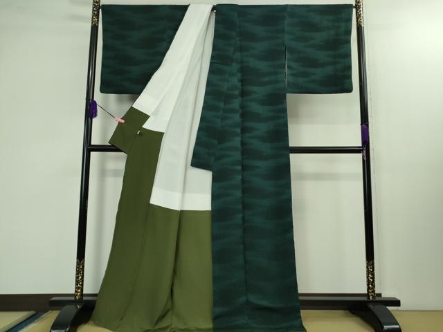 平和屋着物□極上 十日町 名門青柳謹製 小紋 細波絞 深緑色 暈し