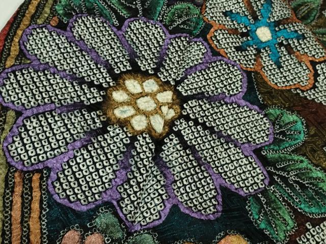 平和屋本店□極上 振袖 絞り 束ね熨斗花文 黒地 金彩 逸品 DZAB1590kh5