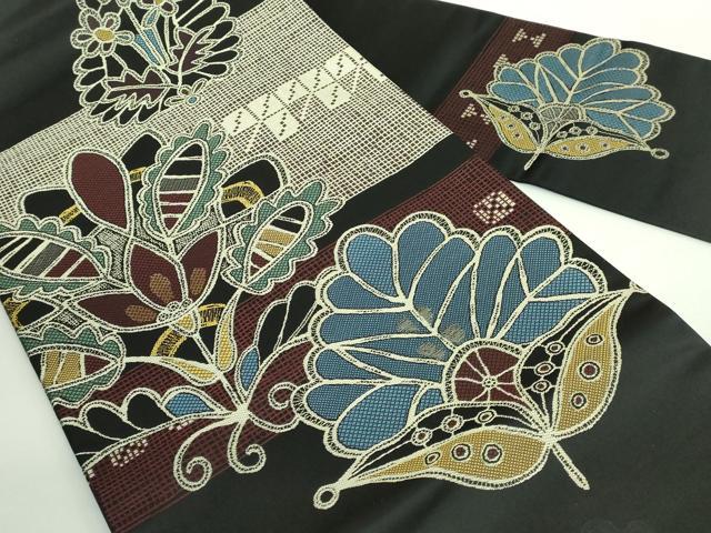 平和屋着物●極上　岡重謹製　OKAJIMA　九寸名古屋帯　横段に花更紗文様　黒地　銀糸　逸品　DZAB1817kh6 平和屋着物○極上 岡重謹製 OKAJIMA 九寸名古屋帯 横段に花更紗文様