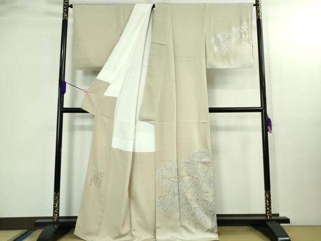 平和屋着物●極上　松尾光琳　訪問着　淡墨桜　練色地　銀彩　保証書付き　逸品　未使用　DZAB2829kh6_1