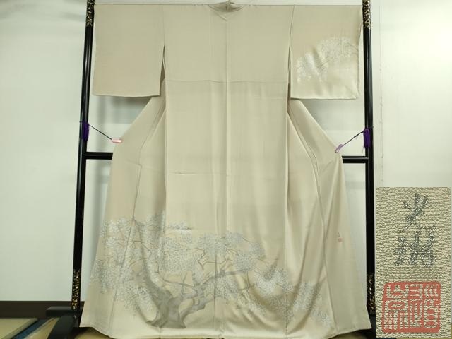 平和屋着物●極上　松尾光琳　訪問着　淡墨桜　練色地　銀彩　保証書付き　逸品　未使用　DZAB2829kh6