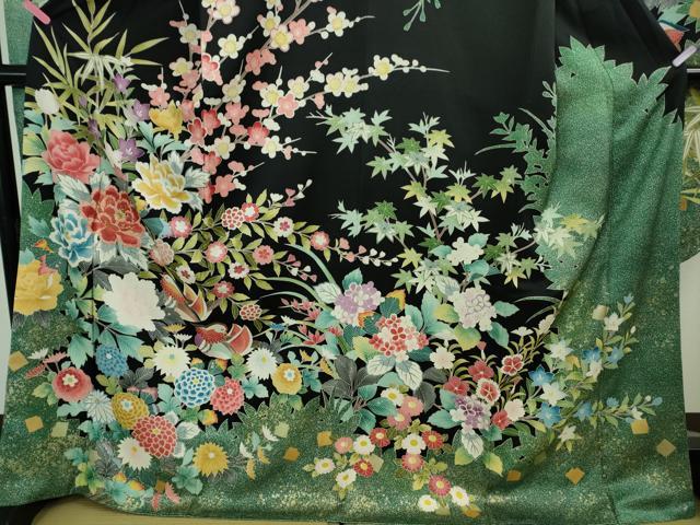 平和屋本店●極上　振袖　駒刺繍　鴛鴦花文　たたき染め　黒地　金彩　逸品　DZAB2956kh6_3