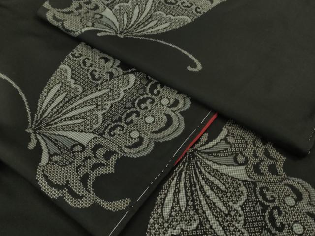 平和屋本店●極上　本場大島紬　地空　割込絣　舞蝶文　黒地　逸品　未使用　DZAB3043kh6_6