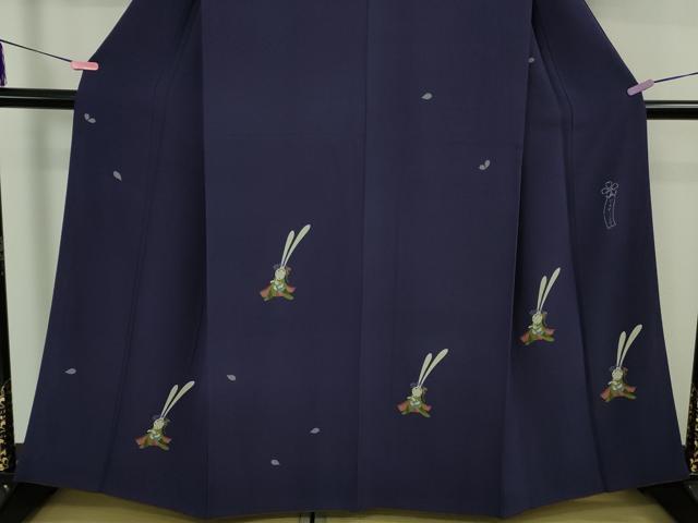 平和屋本店●極上　世界的人形師　辻村寿三郎　ジュサブロー　訪問着　兎　舞桜　深紫色地　鬼しぼ縮緬　逸品　DZAB3430kh6_3