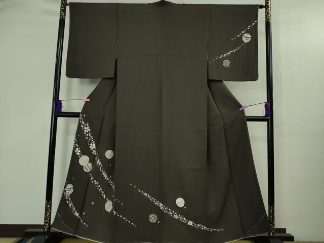 平和屋着物●極上　訪問着　総刺繍　毬　舞桜　黒鳶色地　金銀糸　逸品　未使用　DZAB3510kh6