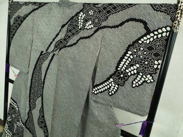 平和屋着物●極上　訪問着　絞り　草花文　黒地　逸品　DZAB3809kh6_2