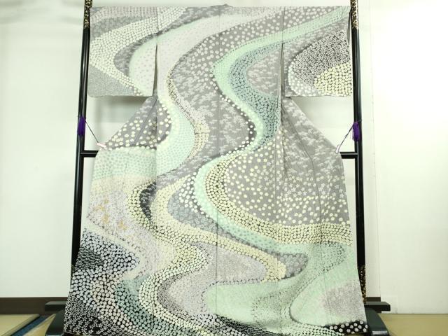 平和屋本店○極上 訪問着 東雲絞り 相良刺繍 流水花文 暈し