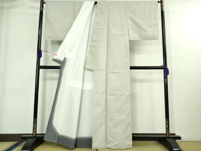 平和屋着物●極上　京都・西陣　織元ブランド　泰流舎　お召　よろけ縞　灰黄緑色地　反端付き　逸品　未使用　DZAB3850kh6_2