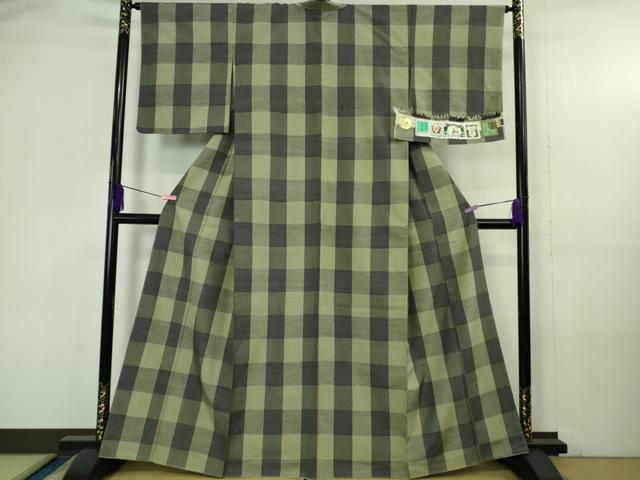 平和屋着物●極上　結城紬　80亀甲　おく玉　手織　格子　証紙付き　逸品　DZAB4187kh6_1