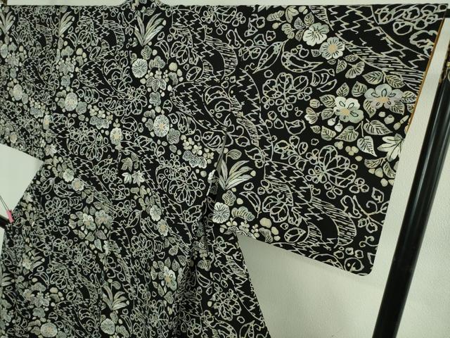 平和屋着物●極上　小紋　草花文　黒地　金彩　伊勢丹扱い　逸品　未使用　DZAB4367kh6_2