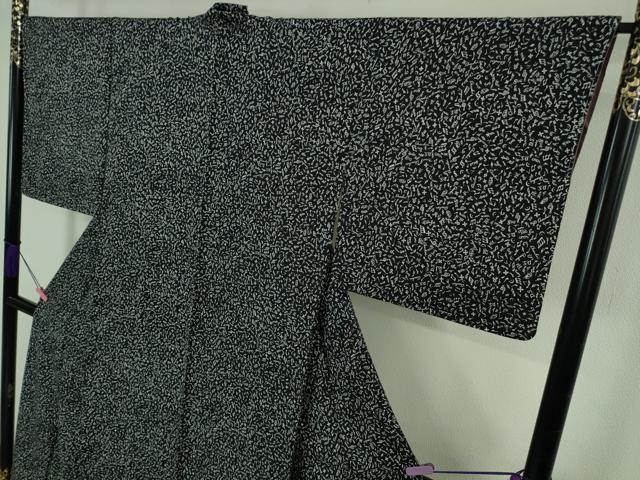 平和屋着物●極上　小紋　音符　音楽記号　ト音記号　黒地　逸品　未使用　DZAB4408kh6_3