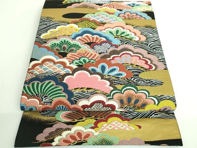 平和屋着物●極上　西陣　白綾苑大庭　六通柄袋帯　吉祥松文　黒地　金糸　逸品　DZAB4557kh6
