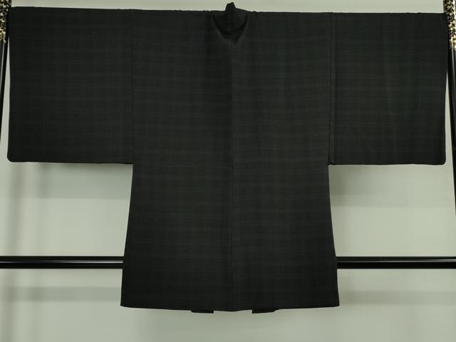 平和屋着物∞極上　男性　長羽織　格子　黒地　羽裏・ピアノ　バイオリン　楽器　逸品　DZAB4699kh6_1