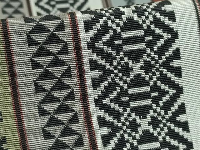 平和屋着物●極上　本場筑前博多織　八寸名古屋帯　風通献上　松装織物　博多金ラベル　証紙付き　逸品　未使用　DZAB4836kh6_4