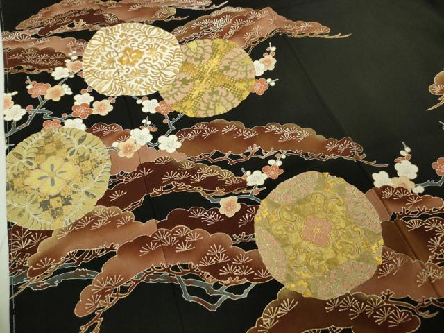 平和屋本店○極上 創業460年・千總 黒留袖 駒刺繍 花丸松文 金彩