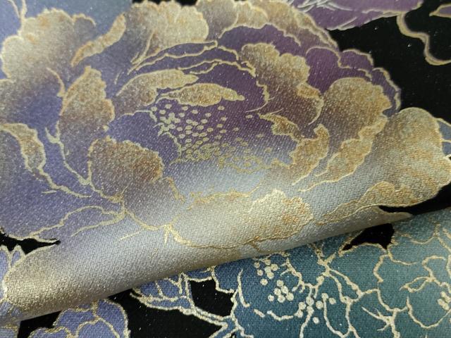平和屋本店●極上　振袖・袋帯セット　牡丹　百合　草花　黒地　金彩　銀通し地　逸品　未使用　DZAB5152kh6_5