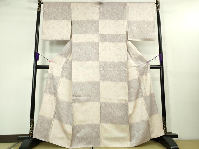 平和屋本店▽極上　創業200年・7代目永治屋清左衛門　お召　単衣　市松桐花地紋　ますいわ屋扱い　逸品　DZAB5200kh6