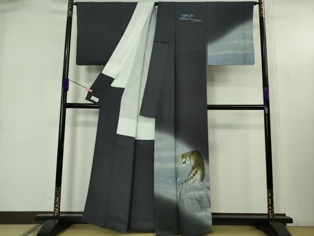 平和屋本店●極上　訪問着　作家物　隆二　手描き　虎　トラ　藍鉄色地　暈し染め　やまと誂製　逸品　DZAB5378kh6_2