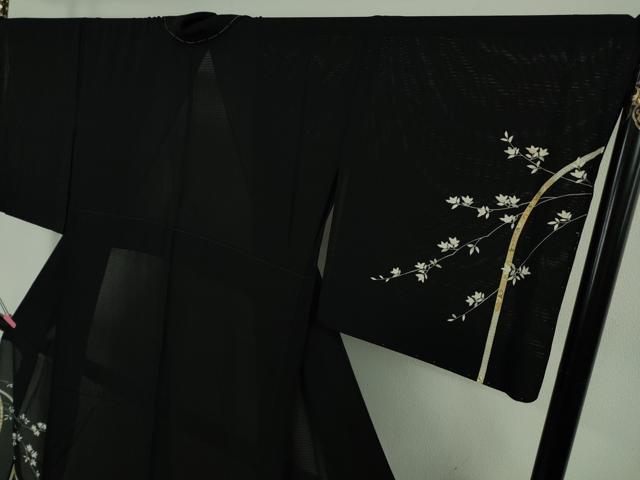 平和屋本店＊極上　夏物　訪問着　絽縮緬　枝垂れ花　黒地　金彩　逸品　未使用　DZAB5393kh6_2