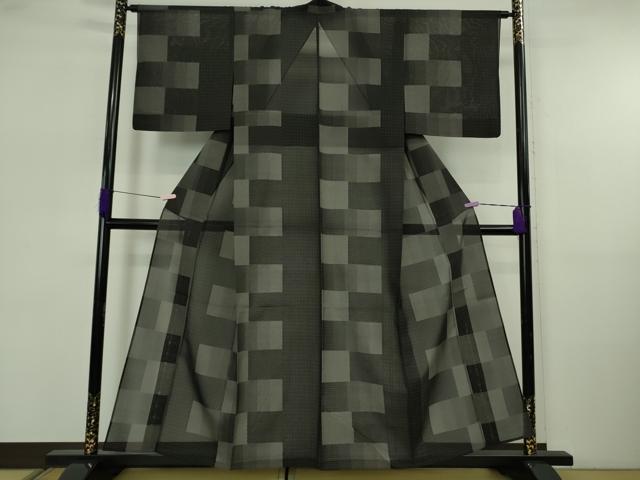 平和屋着物＊極上　夏物　本場大島紬　夏大島　9マルキ　変わり市松　黒地　逸品　DZAB5652kh6