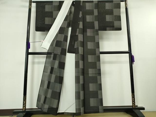 平和屋着物＊極上　夏物　本場大島紬　夏大島　9マルキ　変わり市松　黒地　逸品　DZAB5652kh6_1