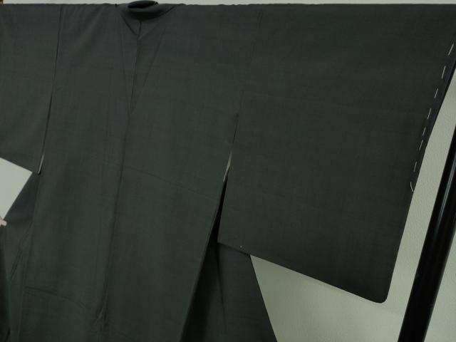 平和屋本店●極上　池田重子コレクション　結城紬　色無地　奥順謹製　はたおり娘　消炭色　証紙付き　逸品　DZAB6367kh6_3