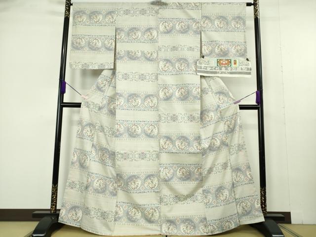 平和屋本店●極上　本場大島紬　白大島　花鳥横段文　中田織物謹製　証紙付き　逸品　未使用　DZAB7015kh6 49,140円