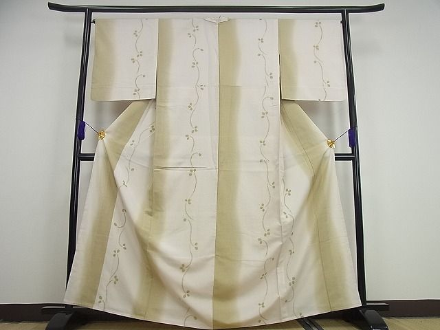 平和屋本店■極上　十日町　名門青柳謹製　赤城紬　単衣　奇翠　蔵家　創柳庵　枝花文　証紙付き　逸品3s1881 平和屋本店▽極上 十日町 名門青柳謹製 赤城紬 単衣 奇翠 蔵家 創柳庵