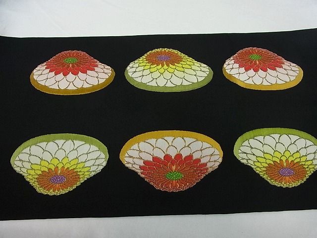 平和屋本店□極上 龍村平蔵製 追粉菊錦 本袋帯 黒地 金糸