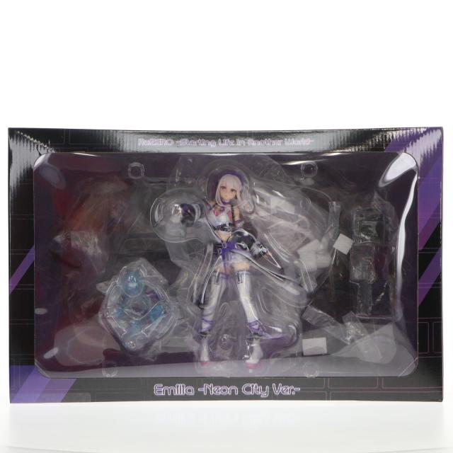 (未使用･未開封品)BATMAN ARKHAM CITY PLAY ARTS改 ジョーカー(PVC塗装済みアクションフィギュア) Amazon.co.jp: BATMAN ARKHAM CITY PLAY ARTS改 ジョーカー(PVC