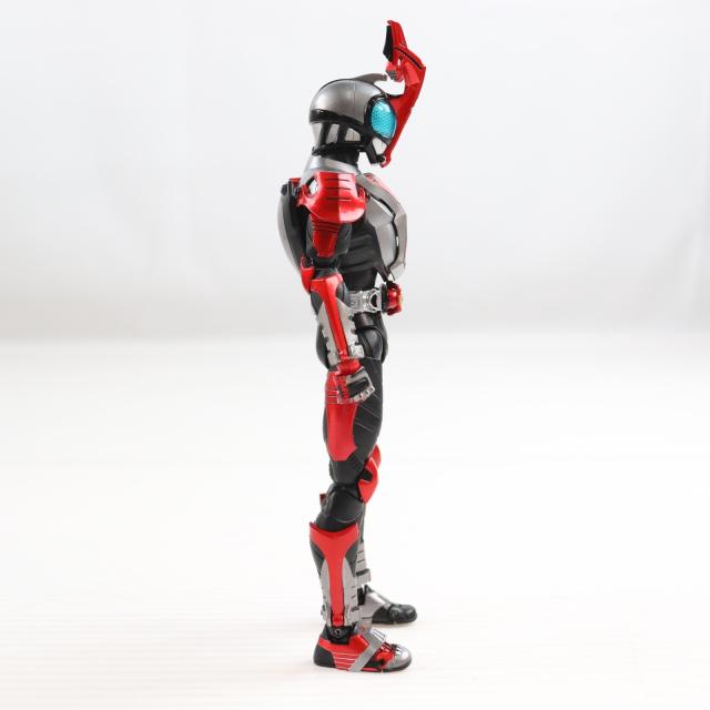 【中古即納】[FIG] スリーブ無し CTM会員限定 S.H.Figuarts(フィギュアーツ) 真骨彫製法 仮面ライダーカブト ハイパーフォーム 真骨彫製法 10th Anniversary Ver. 完成品 可動フィギュア バンダイスピリッツ(20241130)_7