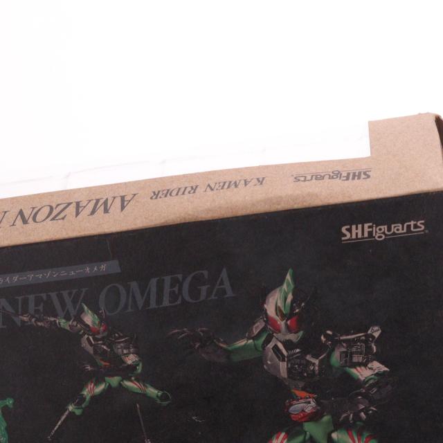 【中古即納】[FIG] Amazon.co.jp限定 S.H.Figuarts(フィギュアーツ) 仮面ライダーアマゾンニューオメガ Amazon限定Ver. 仮面ライダーアマゾンズ 完成品 可動フィギュア バンダイ(20171123)_4