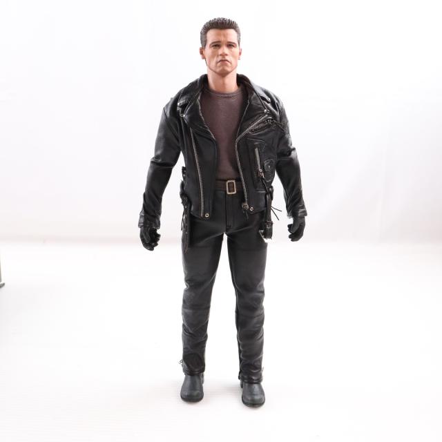 【中古即納】[FIG] ムービー・マスターピース DX T-800 ターミネーター2 1/6 完成品 可動フィギュア(DX #10) ホットトイズ/サイドショウ(20121121)_4