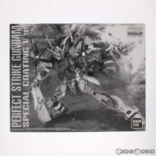 【中古即納】[PTM]プレミアムバンダイ限定 MG 1/100 GAT-X105+AQM/E-YM-1 パーフェクトストライクガンダム スペシャルコーティングVer.