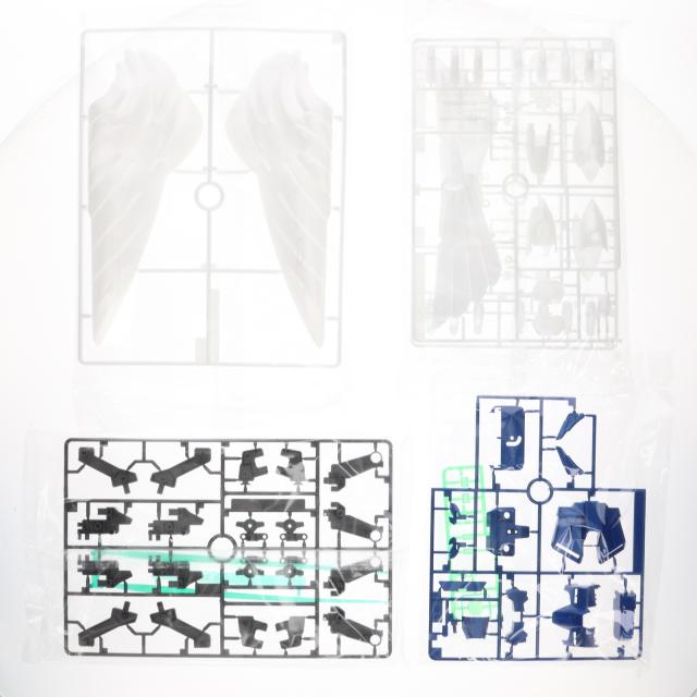 【中古即納】[PTM] PG 1/60 XXXG-00W0 ウイングガンダムゼロ(EW版)パールミラーコーティングVer. 新機動戦記ガンダムW Endless Waltz(ウイング エンドレスワルツ) プラモデル(0149843) バンダイ(20180228)