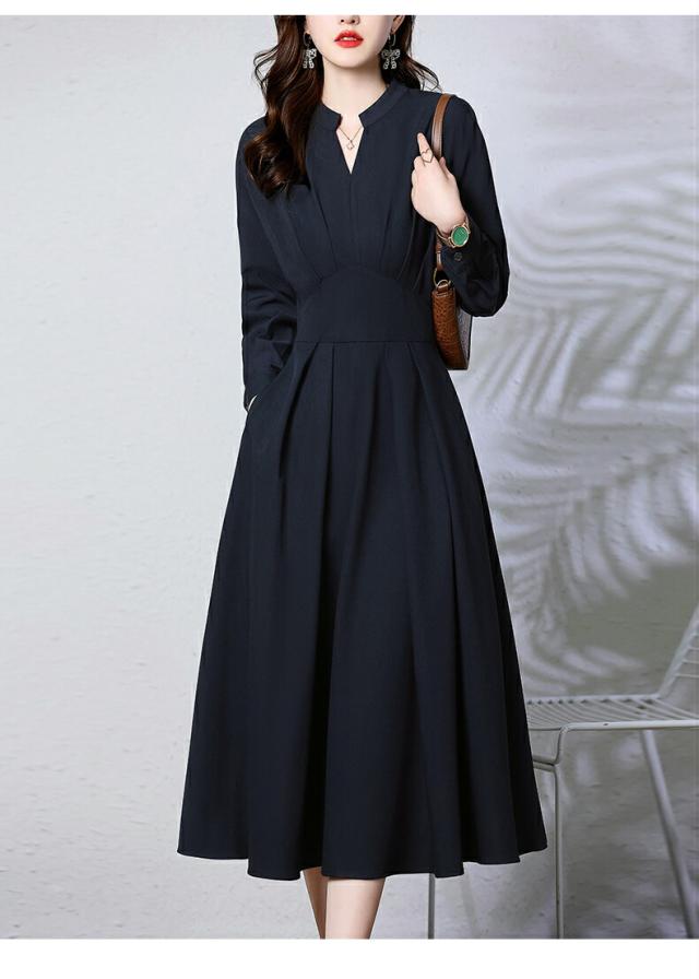 美しいシルエットが映えるシンプルデザイン♪落ち着いた色使いが心地よい大人女子の等身大コーデレディースファッション ワンピース