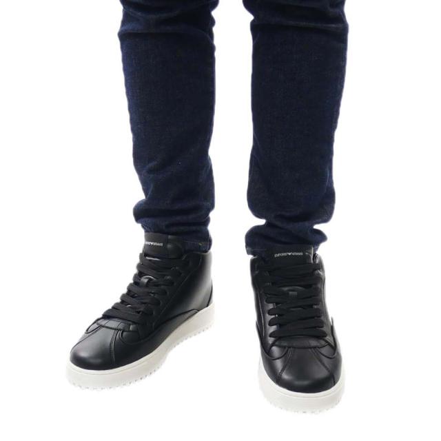 旧作お買い得セール！ EMPORIO ARMANI エンポリオアルマーニ メンズ スニーカー 靴 シューズ ハイカット X4Z125 XN952 ブラック 旧作お買い得セール！ EMPORIO ARMANI エンポリオアルマーニ メンズ