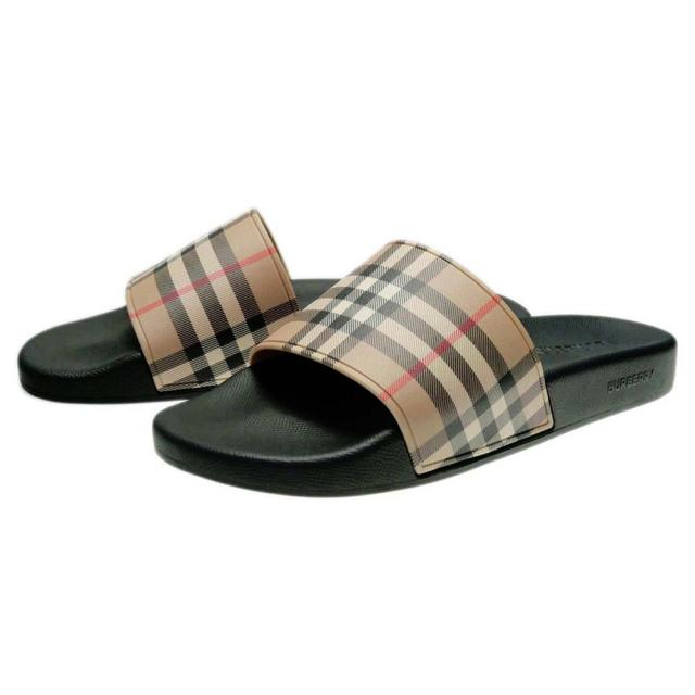 【セール 30％OFF！】BURBERRY バーバリー メンズシャワーサンダル 8056942 1 / MF SDLFURLEY M CHK ブラック /定番人気商品の通販は