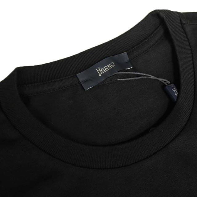 旧作お買い得セール！ HERNO ヘルノ Tシャツ メンズ 半袖 クルーネック コットン 綿100％ JG000195U 52000 ブラック 旧作処分セール！ HERNO ヘルノ Tシャツ メンズ 半袖 クルーネック