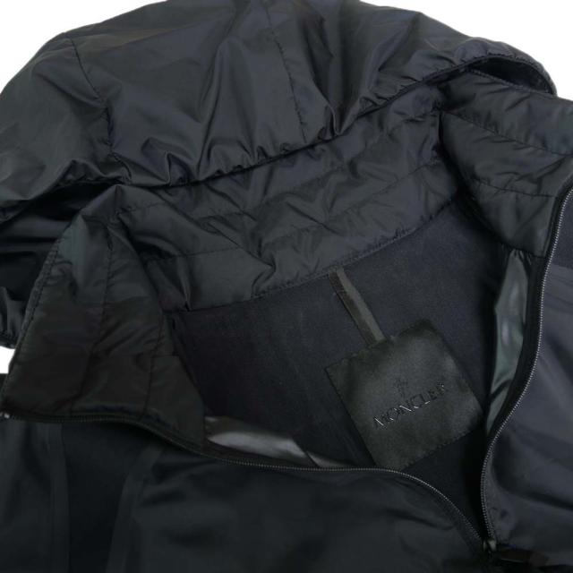 旧作お買い得セール！ MONCLER モンクレール コート レディース