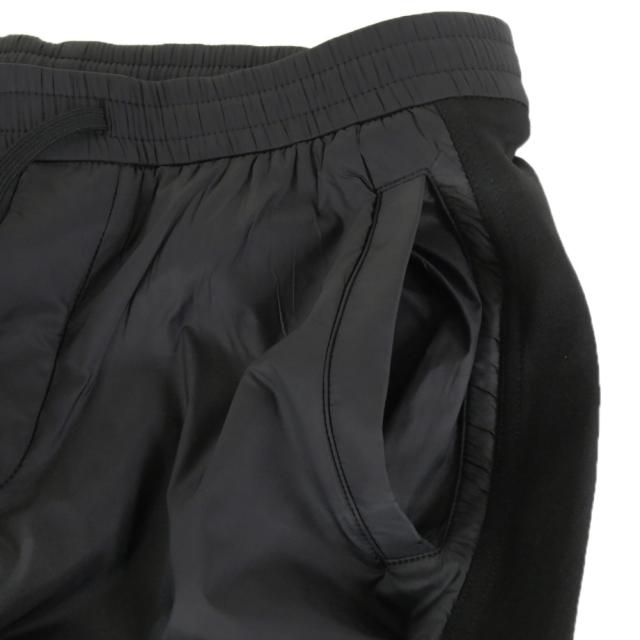 2025 秋冬新作！ ARMANI EXCHANGE A/X アルマーニエクスチェンジ スウェットパンツ メンズ XM001889 AF10818 ブラック 秋新作 ARMANI EXCHANGE A/X アルマーニエクスチェンジ スウェット