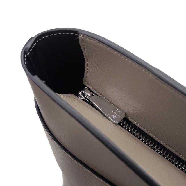 秋新作 ARMANI EXCHANGE A/X アルマーニエクスチェンジ バッグ