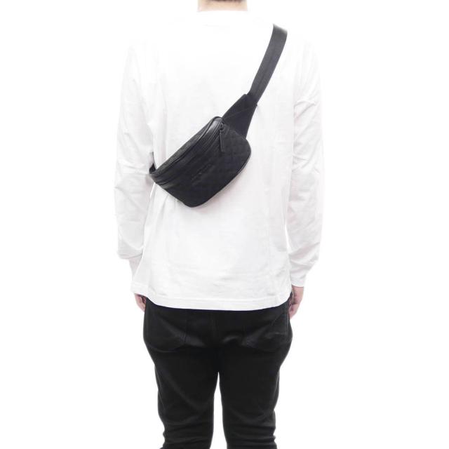 セールAW EMPORIO ARMANI エンポリオアルマーニ メンズボディバッグ Y40312 Y022V ブラック 定番人気商品_1