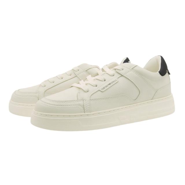 EMPORIO ARMANI エンポリオアルマーニ メンズローカットスニーカー EM003702 AF19573 オフホワイト×ネイビー 2025秋冬新作