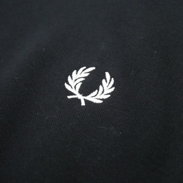 セールAW FRED PERRY フレッドペリー メンズ トレーナー M1369 / BOLD BRANDING CREWNECK SWEATSHIRT ブラック_7
