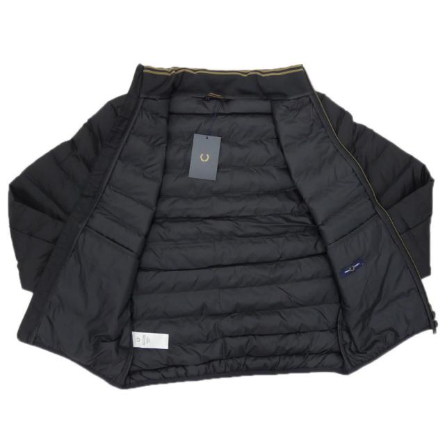 FRED PERRY フレッドペリー ブルゾン メンズ 中綿ブルゾン J4564 / INSULATED JACKET ブラック 定番人気商品 FRED PERRY フレッドペリー ブルゾン メンズ 中綿ブルゾン J4564