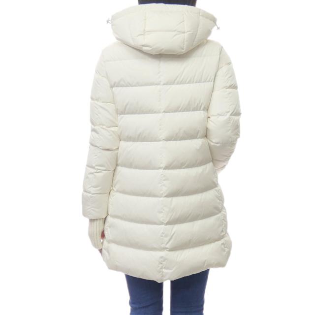 セールAW HERNO ヘルノ レディース ダウンコート PI0660D 12004Z ホワイト HERNO ヘルノ レディースダウンコート PI0660D 12004Z ホワイト 2025