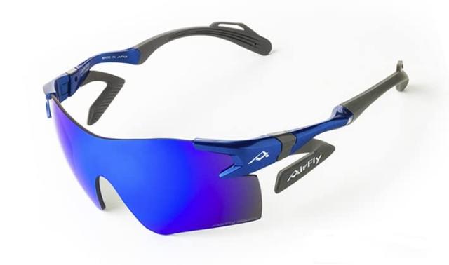 「国内正規商品」 AirFlay/エアフライ 鼻パッドのないスポーツサングラス AF-301 WVシリーズ フレームカラー ブルー レンズカラー ディープブルーミラー 偏光レンズ 可視光線透過率10% 偏光度99% UVカット率 99%以の通販は 28,700円