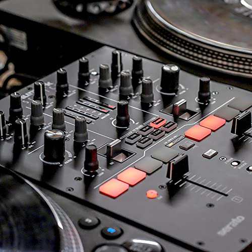 Numark 2チャンネルスクラッチミキサー Serato DJ Pro/DVSライセンス付属  Innofaderクロスフェーダー搭載、6つのダイレクトアクセスエフェクト パフォーマンスパッド装備 24ビットのサウンドクオリティ  Scraの通販はau PAY マーケット - ZO | au PAY マーケット－通販サイト