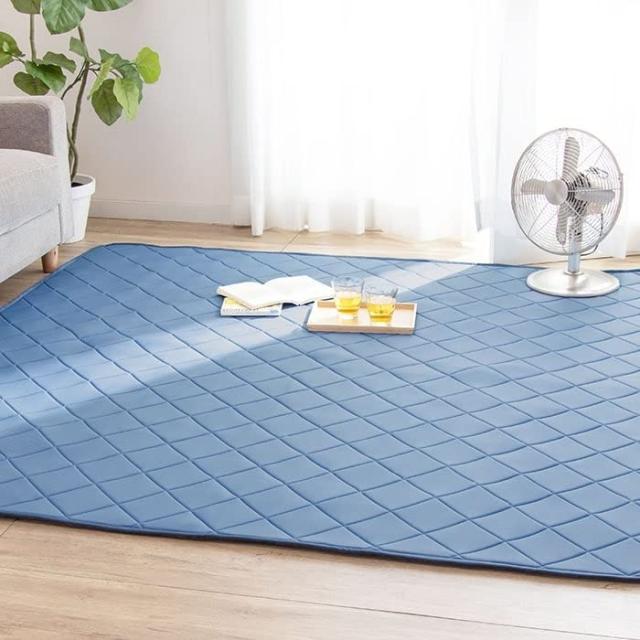 ベルーナ(BELLUNA) 冷感低反発ラグ 冷感 ひんやり 接触冷感 低反発 吸汗速乾 もちもち 冷感素材 肌ざわり良い とろける 快適 もっちり 暑さ対策 滑りにくい加工付 お掃除らくらく 軽量 コンパクト マット カーペット 長方形 の通販は 7,225円